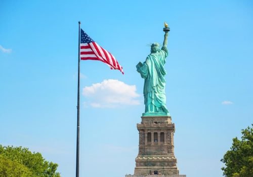 Compras de bens e serviços relacionados a viagens e Turismo realizadas por visitantes internacionais que viajaram pelos Estados Unidos totalizaram quase US$ 11,3 bilhões em julho de 2026