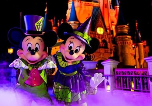 Entre os destaques de 2026 está uma nova festa temática comandada por Stitch, além do retorno de atrações clássicas