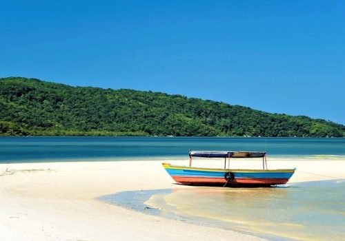 Ilha do Mel, no Paraná, é um dos destaques da lista