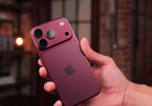 O iOS 27.2 oferece a verificação de idade por selfie em certas regiões, incluindo no Brasil. Foto:  Lucas Ghitelar/TecMundo/Estadão