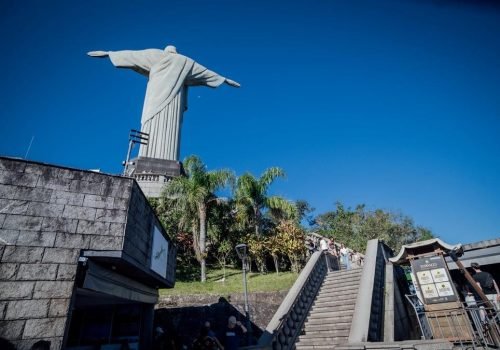 Quatro novos equipamentos serão instalados, além de dois novos elevadores inclinados para ampliar a acessibilidade de pessoas com mobilidade reduzida, em uma operação que durará 10 meses