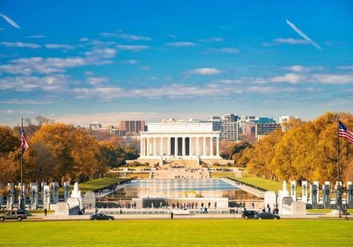 Dos 27,2 milhões de visitantes totais, 25,1 milhões viajaram domesticamente
